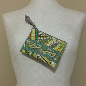 ***SOLD*** Vera Bradley Zipper Bag