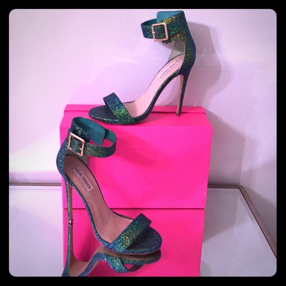 Steve Madden Shoes - Steve Madden Teal & Gold Heels