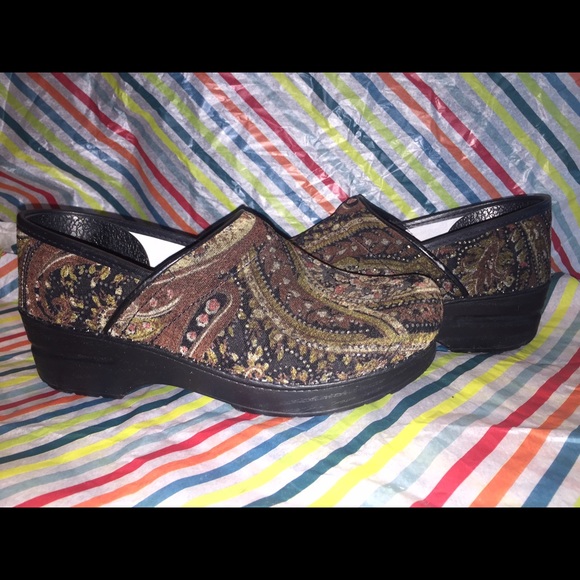 Dansko Vegan Tapestry clog