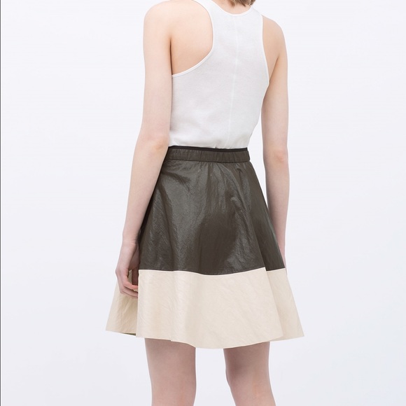 Zara faux leather two tone skirts - Picture 3 of 4