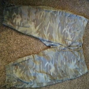 camo pants