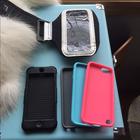 iPod Gen 5 bundle!💕