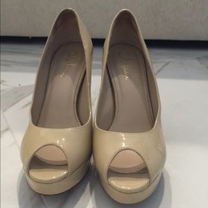 Nude patent leather Cole Haan size 9 open toe