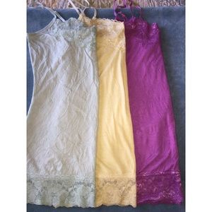 3 Wrinkle Lace Camis