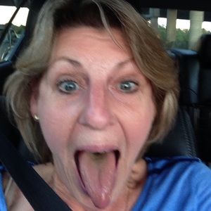 Meet your Posher, Angie