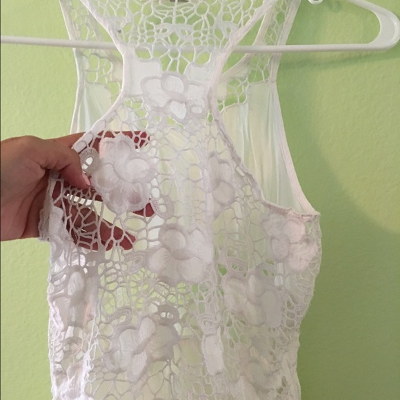 LF white lace dress - Picture 4 of 4