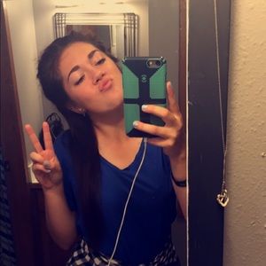 Meet your Posher, Alyssa