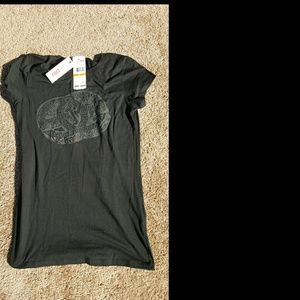 Ecko red top