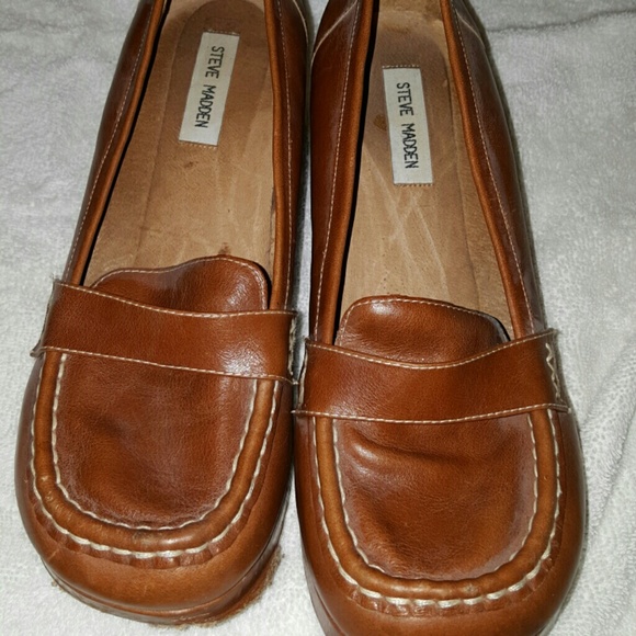 Amazing real leather Steve Madden wedges