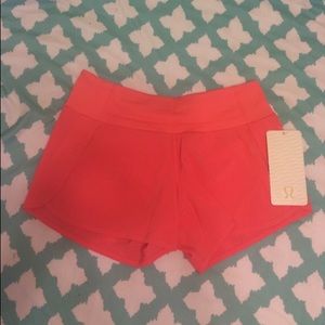 BNWT Lululemon Run times Shorts (4 way stretch)