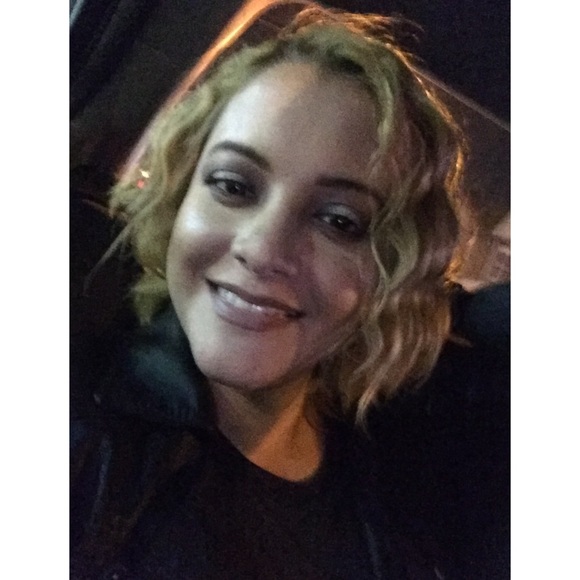 Meet your Posher, Jessie - Picture 2 of 3