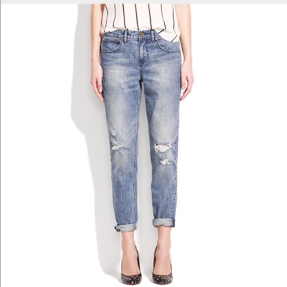 MADEWELL DISTRESSED BOYJEAN