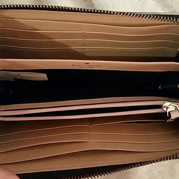 Kate Spade Wallet - Picture 3 of 3