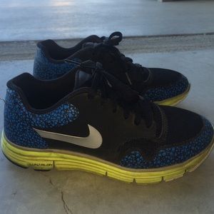 ⚠️ Black Friday sale ⚠️Nike lunarlon running shoes