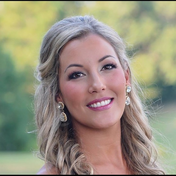 Meet your Posher, Stacey - Picture 1 of 1
