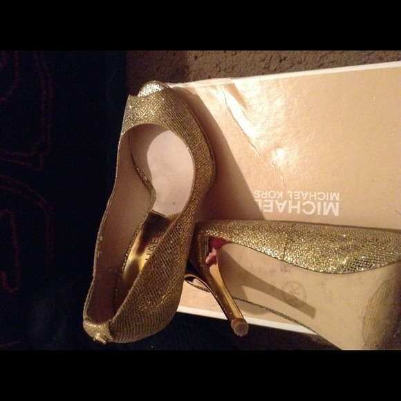 MK Heels. - Picture 2 of 3
