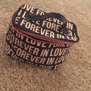 Forever21 makeup bag