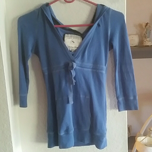 Abercrombie and Fitch 3/4 length sleeve hoodie