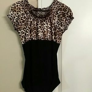 @snapplebf      Leopard blouse