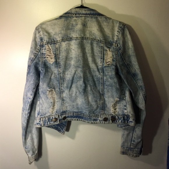 Acid Wash Denim Jean Jacket - Picture 2 of 3