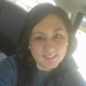 Meet your Posher, Devin