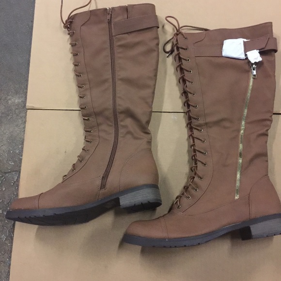 Women story boots