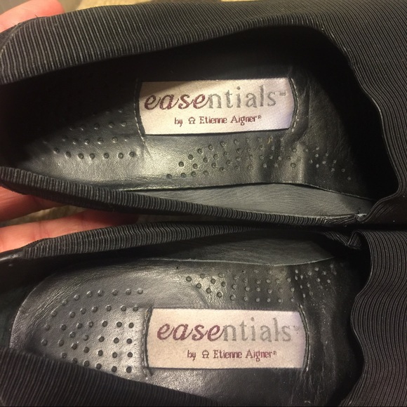 Women's Etienne Aigner dress shoes - Picture 2 of 4