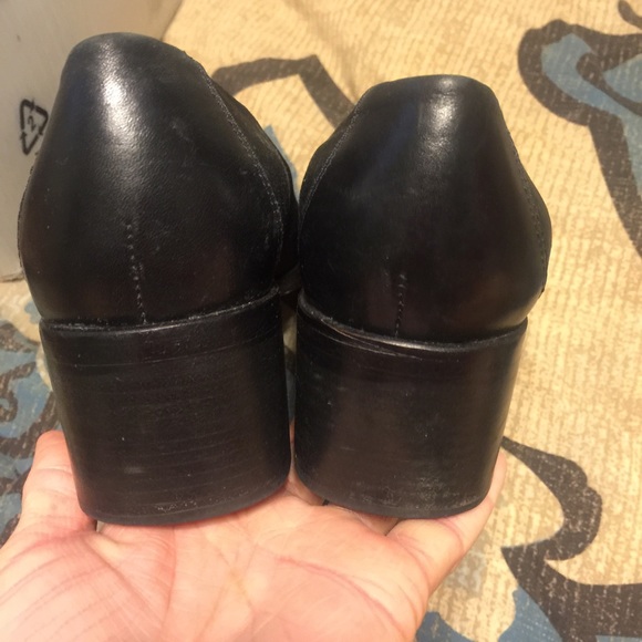 Women's Etienne Aigner dress shoes - Picture 3 of 4