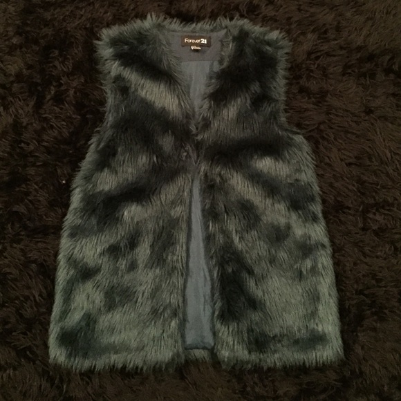 Forever 21 Faux Fur