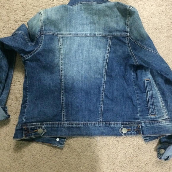 Jean jacket - Picture 3 of 3