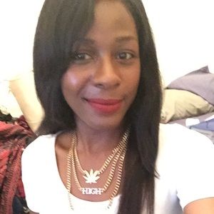 Meet your Posher, Sasha