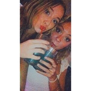 Meet your Posher, Mckayla