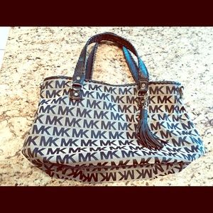 Authentic Michael Kors purse