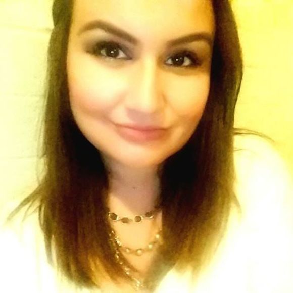 Meet your Posher, Madison - Picture 1 of 1