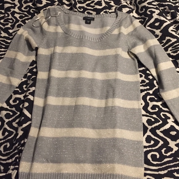 Sparkly gray and white sweater