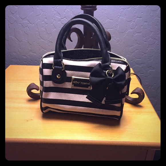 Very Mini Betsey Johnson Purse