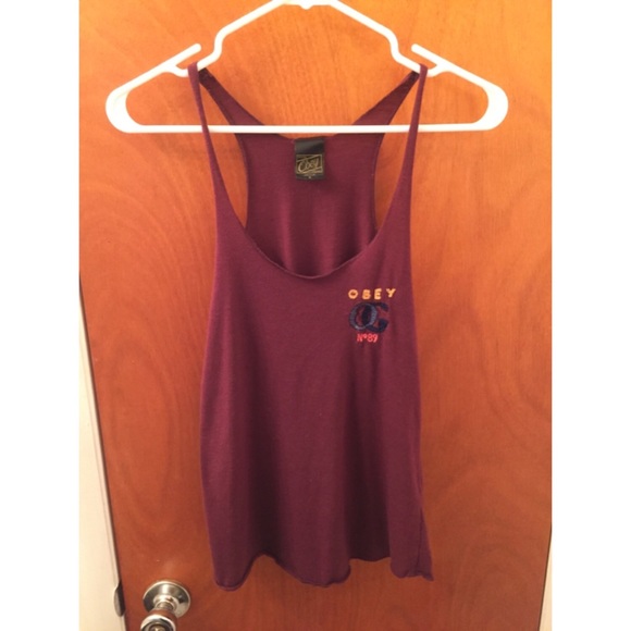Obey tank