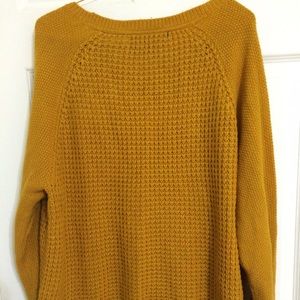 Oversized mustard yellow sweater Large