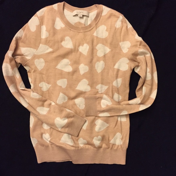 ✨SOLD✨ Loft Heart Print Jacquard Sweater