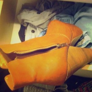 Steve Madden booties