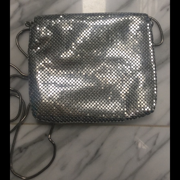 STUNNING SILVER EVENING BAG, ZIPPER&INSIDE  POCKET
