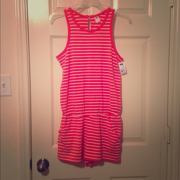 ❤️Adorable OLD NAVY Romper❤️