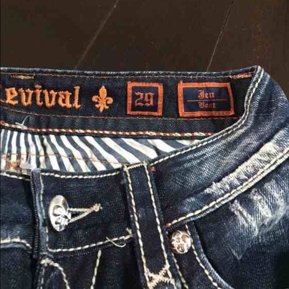 🎁 SOLD 🎁 NWOT Rock Revival - Picture 2 of 4