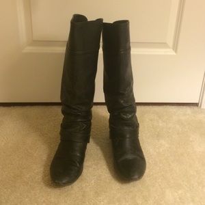 Black boots - size 7.5