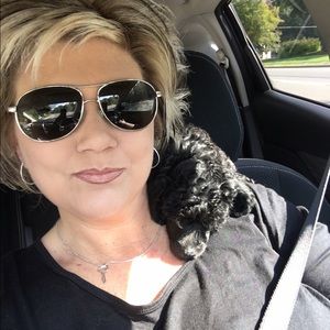 Meet your Posher, Tina