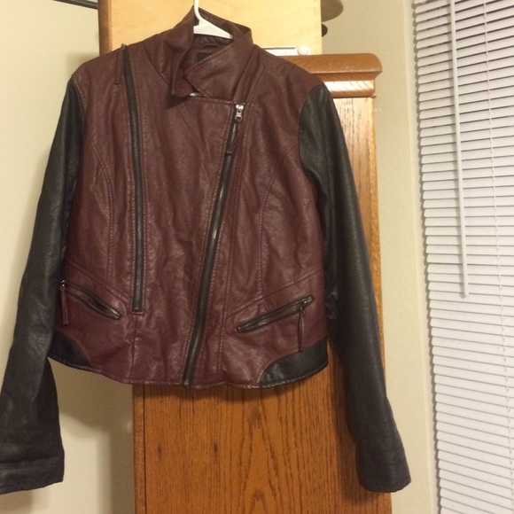 FAUX LEATHER JACKET