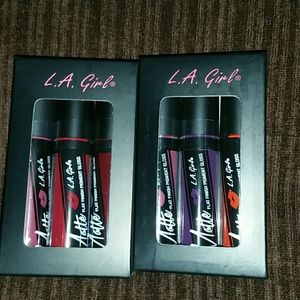 👄"ON HOLD"🎀MATTE LIPSTICKS👄