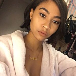 Meet your Posher, Maya