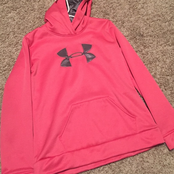 Under armour sweatshirt