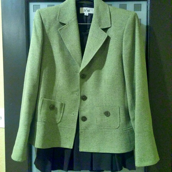 GORGEOUS LE SUIT JACKET